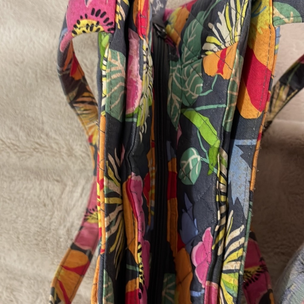 ๐ PRICE DROP ๐Vera Bradley Floral Women's Bag - Picture 6 of 16